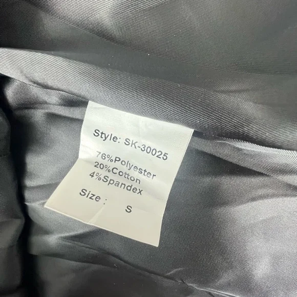 Modcloth Floral A-Line Skirt in Gray and Brown - Picture 5 of 7